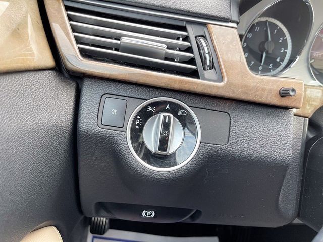 2011 Mercedes-Benz E-Class E350 4MATIC - 21480472 - 30