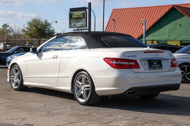 2011 Mercedes-Benz E-Class E 550 2dr Cabriolet E550 RWD - 22997631 - 9