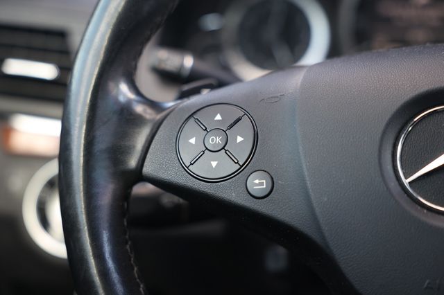 2011 Mercedes-Benz E-Class E 550 2dr Cabriolet E550 RWD - 22997631 - 29