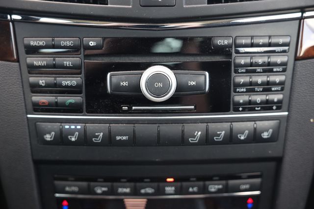 2011 Mercedes-Benz E-Class E 550 2dr Cabriolet E550 RWD - 22997631 - 35