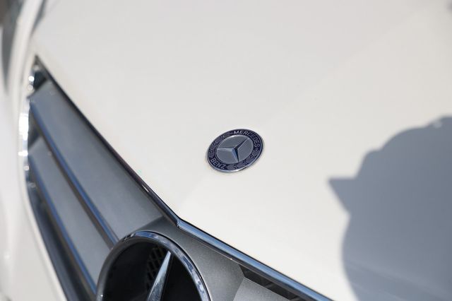 2011 Mercedes-Benz E-Class E 550 2dr Cabriolet E550 RWD - 22997631 - 40