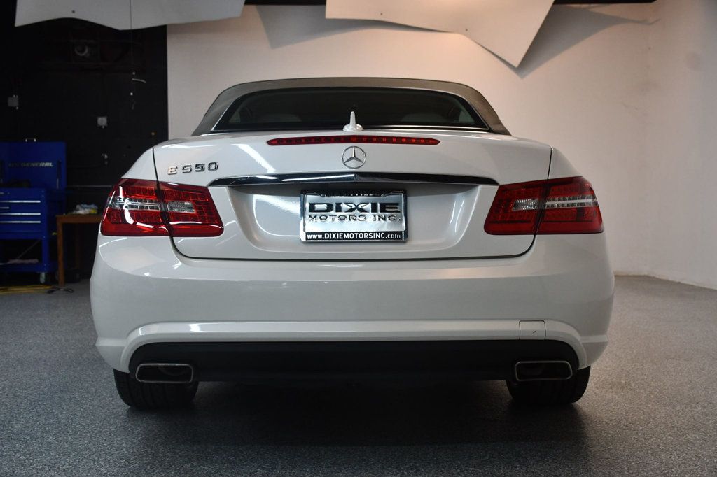 Mercedes-Benz E 550 photo 18