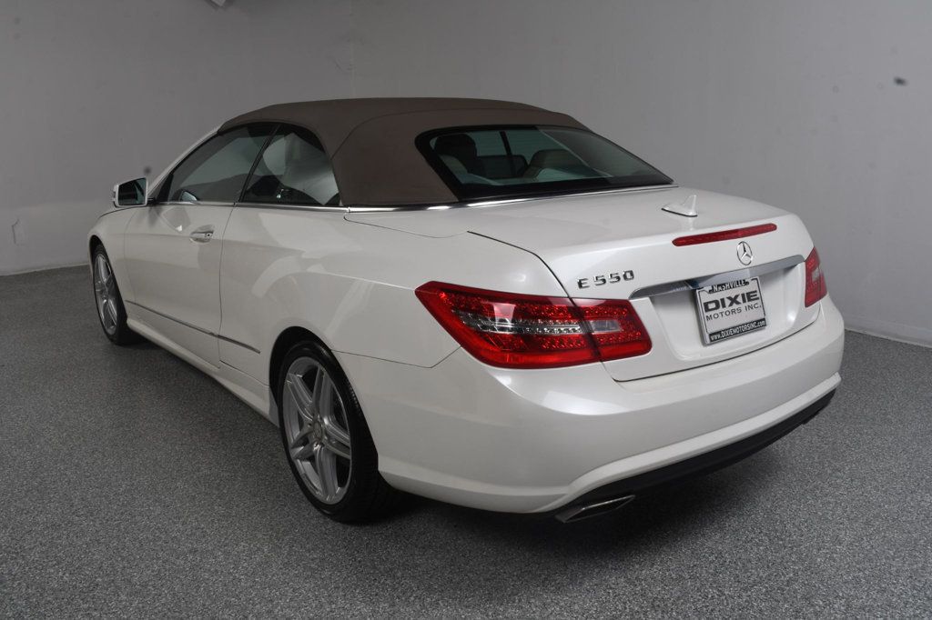 Mercedes-Benz E 550 photo 23