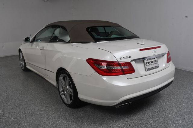 2011 Mercedes-Benz E-Class E 550 2dr Cabriolet E550 RWD - 23075552 - 22