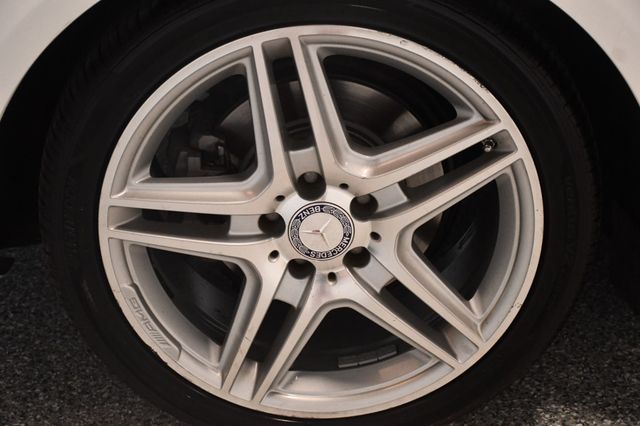 2011 Mercedes-Benz E-Class E 550 2dr Cabriolet E550 RWD - 23075552 - 26