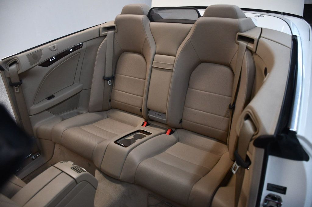 Mercedes-Benz E 550 photo 38