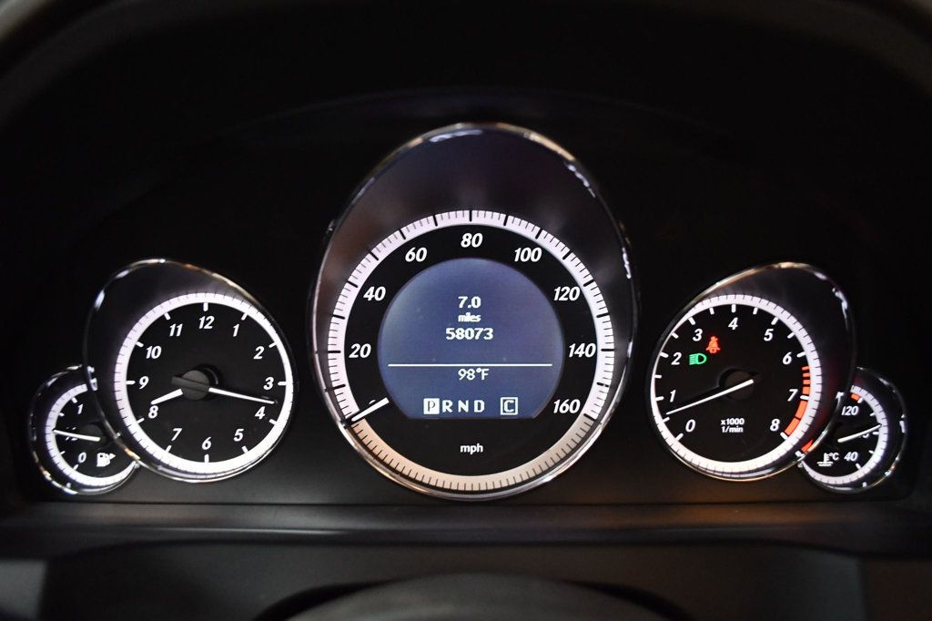 Mercedes-Benz E 550 photo 46