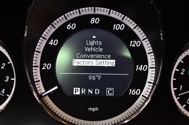 2011 Mercedes-Benz E-Class E 550 2dr Cabriolet E550 RWD - 23075552 - 55