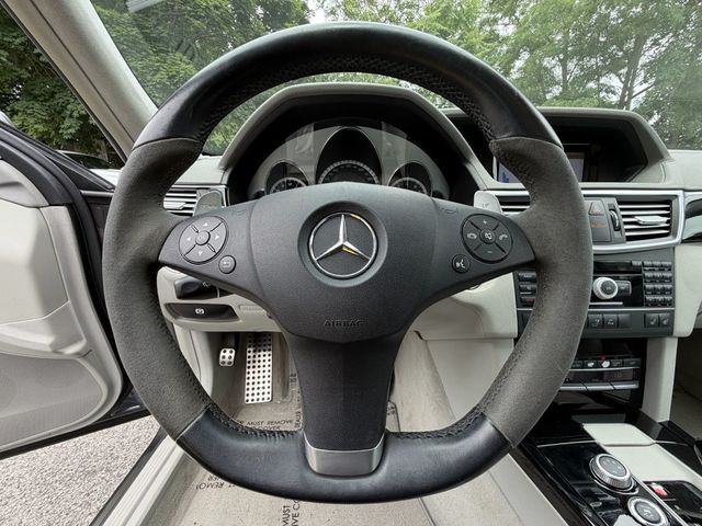 2011 Mercedes-Benz E-Class E63 AMG, SUNROOF, AMG PERFORMANCE PKG, NAVI, DRIVE ASSISTANCE - 23039695 - 6