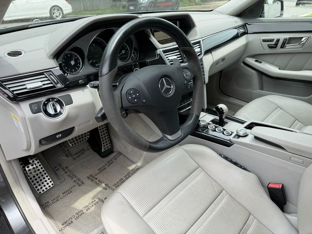 2011 Mercedes-Benz E-Class E63 AMG, SUNROOF, AMG PERFORMANCE PKG, NAVI, DRIVE ASSISTANCE - 23039695 - 8