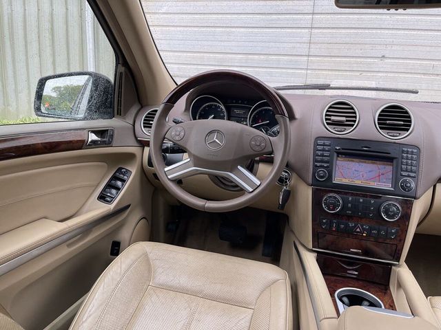 2011 Mercedes-Benz GL-Class GL 550 4MATIC AWD 4dr SUV - 21406046 - 25