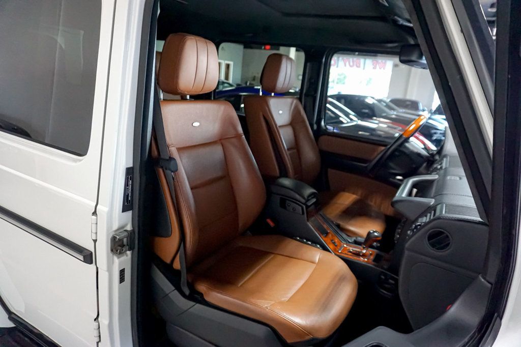 2011 Mercedes-Benz G-Class *G55 AMG* *White/Brown* *Designo Interior* *V8 Supercharged* - 23073608 - 30