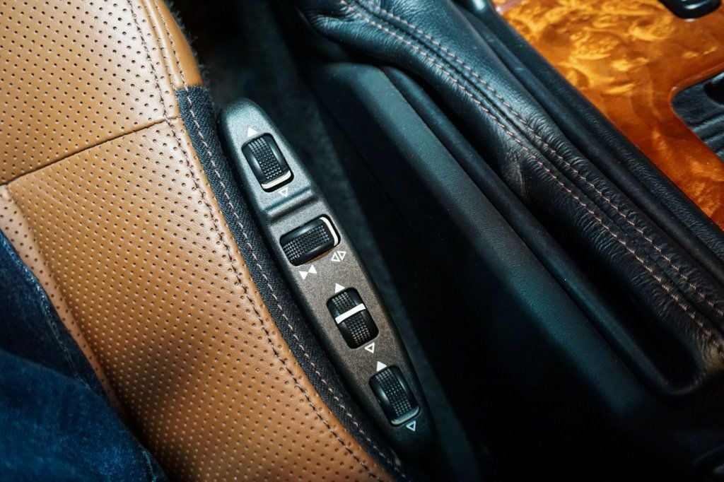 2011 Mercedes-Benz G-Class *G55 AMG* *White/Brown* *Designo Lthr* *V8 S/C* *Only 61k Miles* - 23006890 - 57