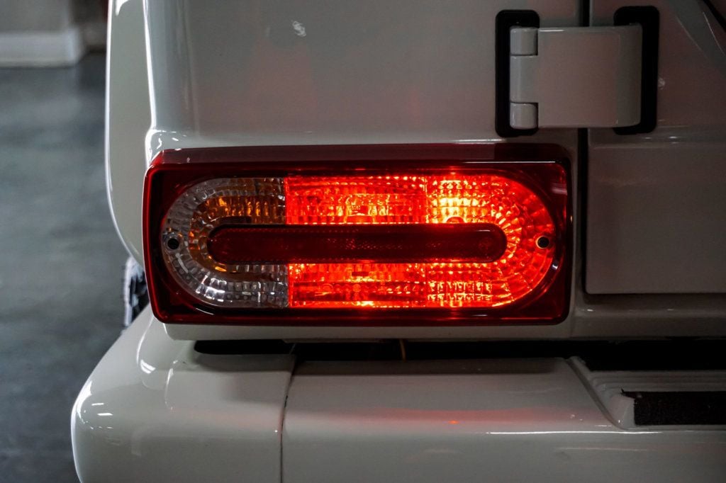 2011 Mercedes-Benz G-Class *G55 AMG* *White/Brown* *Designo Lthr* *V8 S/C* *Only 61k Miles* - 23006890 - 89