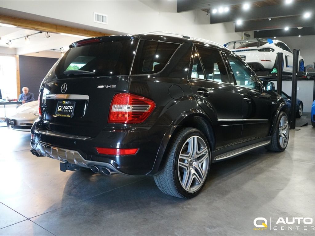 2011 Mercedes-Benz M-Class  - 23044315 - 4