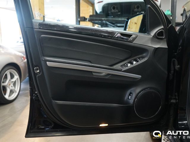 2011 Mercedes-Benz M-Class 4MATIC 4dr ML63 AMG - 23044315 - 11