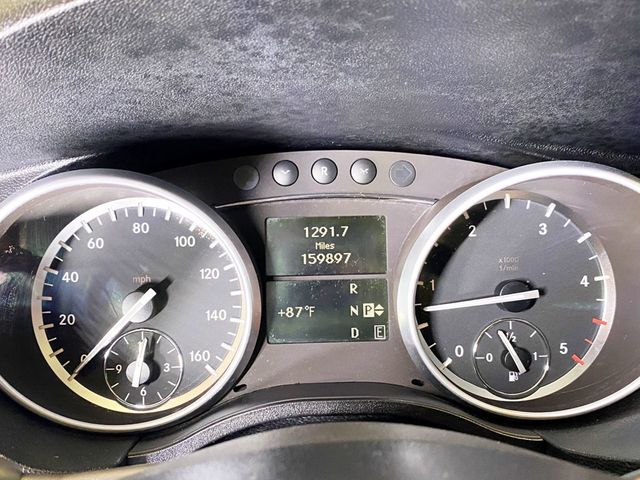 2011 Mercedes-Benz R-Class 4MATIC 4dr R 350 BlueTEC - 22893595 - 32