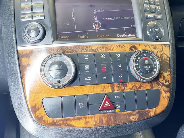 2011 Mercedes-Benz R-Class 4MATIC 4dr R 350 BlueTEC - 22893595 - 35