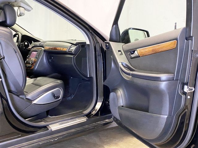 2011 Mercedes-Benz R-Class 4MATIC 4dr R 350 BlueTEC - 22893595 - 40