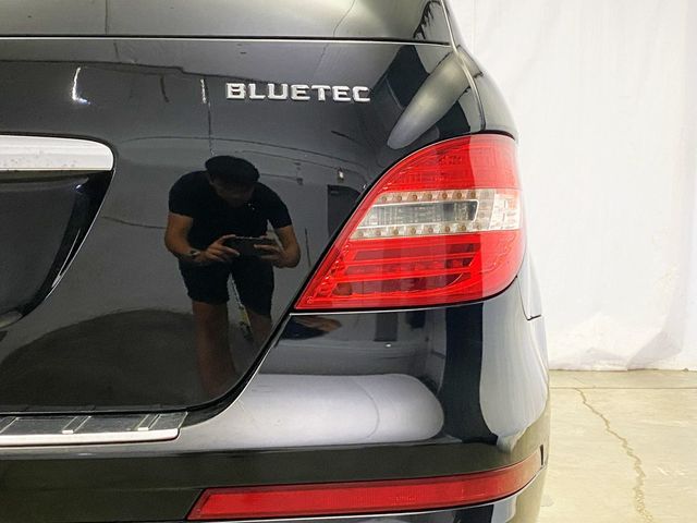 2011 Mercedes-Benz R-Class 4MATIC 4dr R 350 BlueTEC - 22893595 - 5