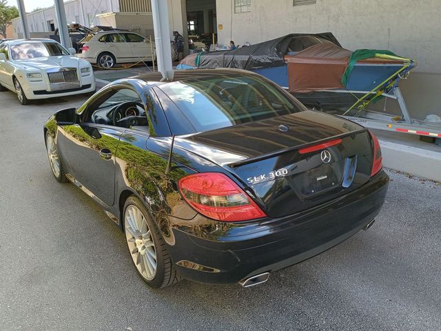 2011 Mercedes-Benz SLK SLK300 AMG Sport Clean Carfax - 23027666 - 9