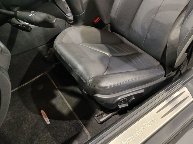 2011 Mercedes-Benz SLK SLK300 AMG Sport Clean Carfax - 23027666 - 18