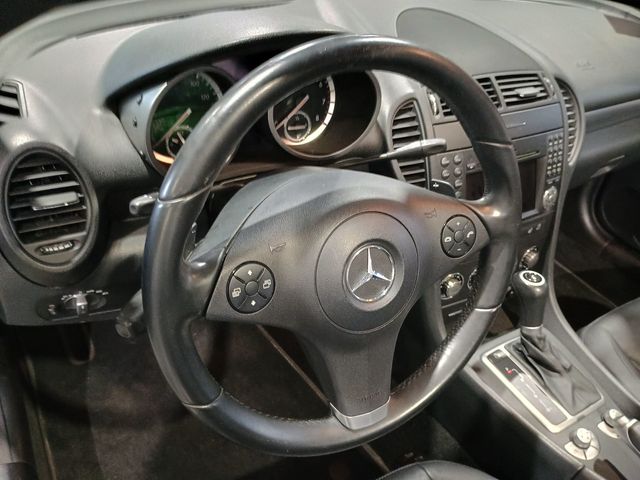 2011 Mercedes-Benz SLK SLK300 AMG Sport Clean Carfax - 23027666 - 22