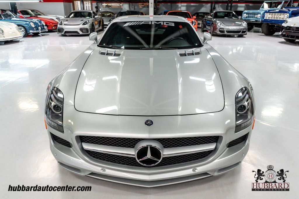 2011 Mercedes-Benz SLS AMG 2dr Coupe SLS AMG - 22585818 - 16