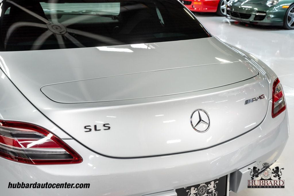 2011 Mercedes-Benz SLS AMG 2dr Coupe SLS AMG - 22585818 - 37