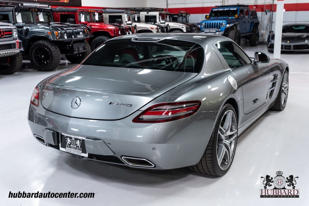 2011 Mercedes-Benz SLS AMG 2dr Coupe SLS AMG - 22728579 - 30