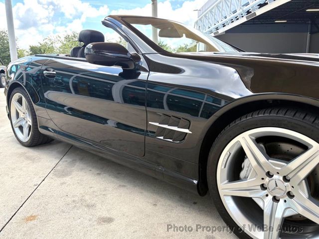 2011 Mercedes-Benz SL-Class 2dr Roadster SL 550 - 23051504 - 17