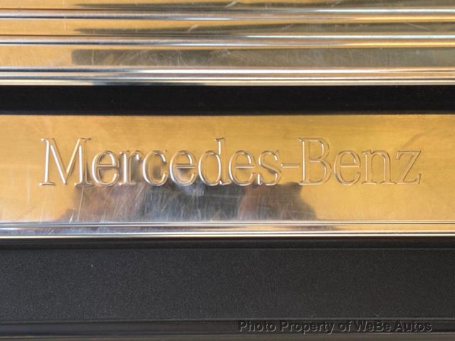 2011 Mercedes-Benz SL-Class 2dr Roadster SL 550 - 23051504 - 38