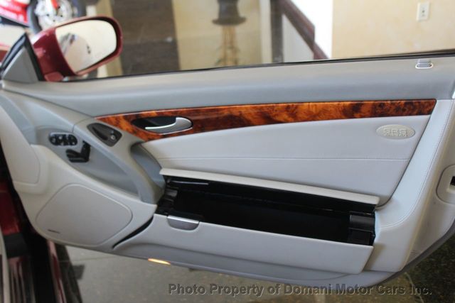2011 Mercedes-Benz SL-Class ORIGINALLY $ 103,475 AND ALWAYS SERVICED , 2 OWNER - 21044584 - 17