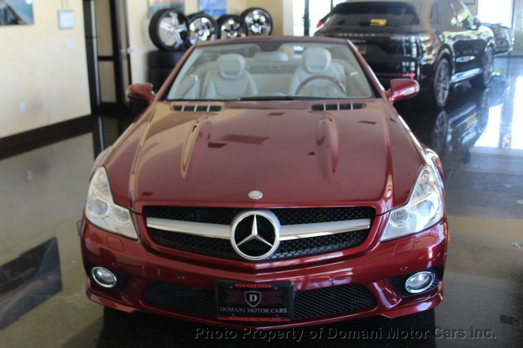 2011 Mercedes Benz SL photo 12