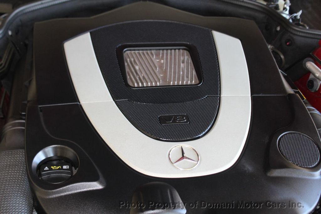 2011 Mercedes Benz SL photo 17