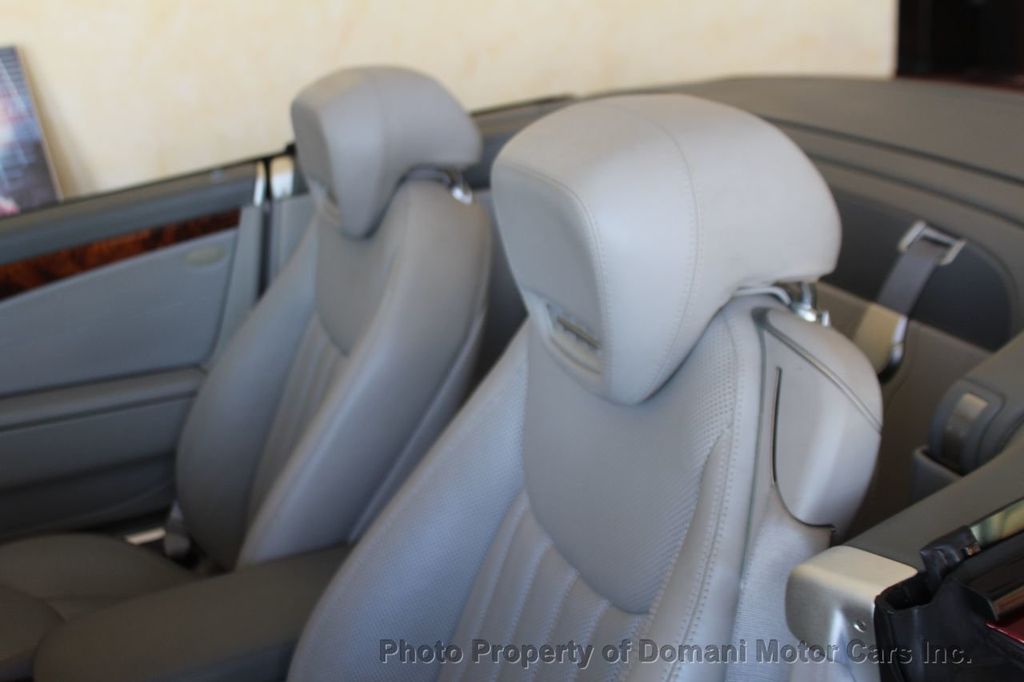 2011 Mercedes Benz SL photo 25