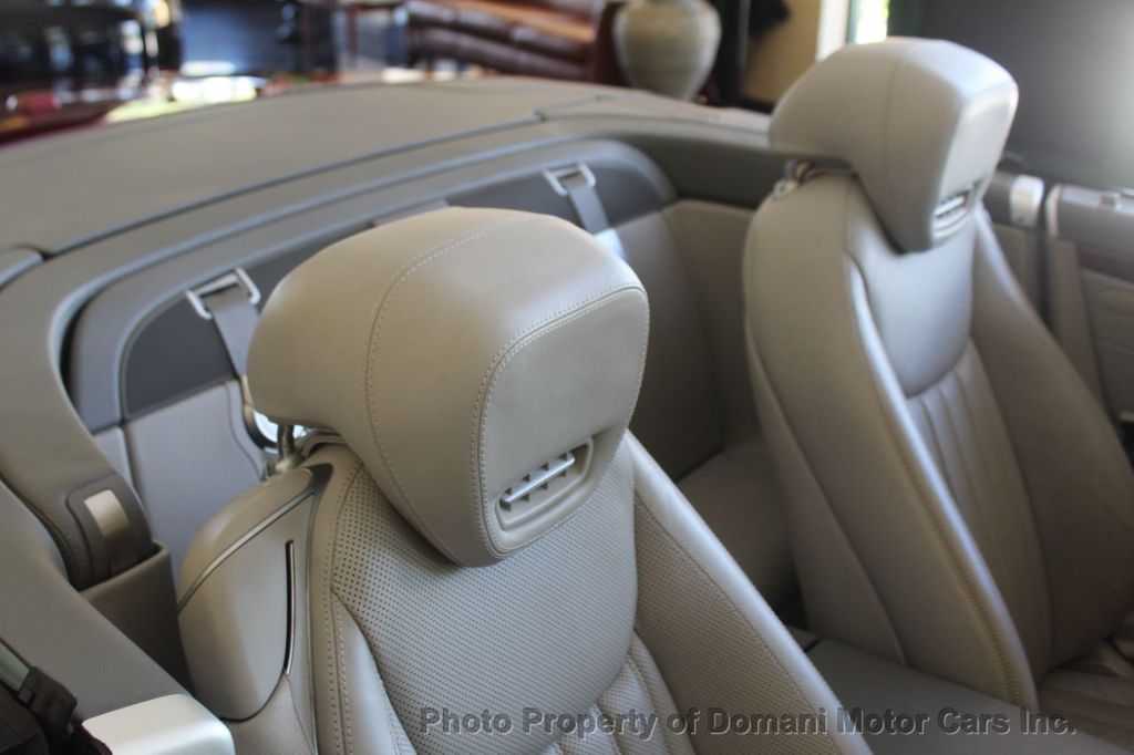 2011 Mercedes Benz SL photo 33