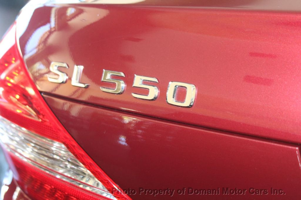 2011 Mercedes Benz SL photo 39