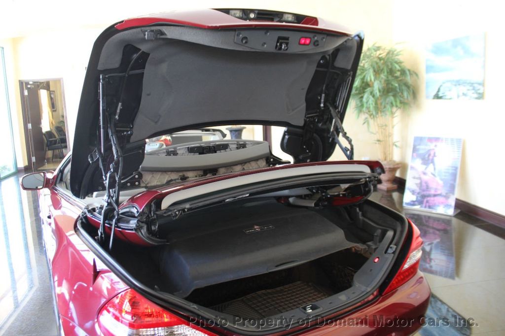 2011 Mercedes Benz SL photo 42