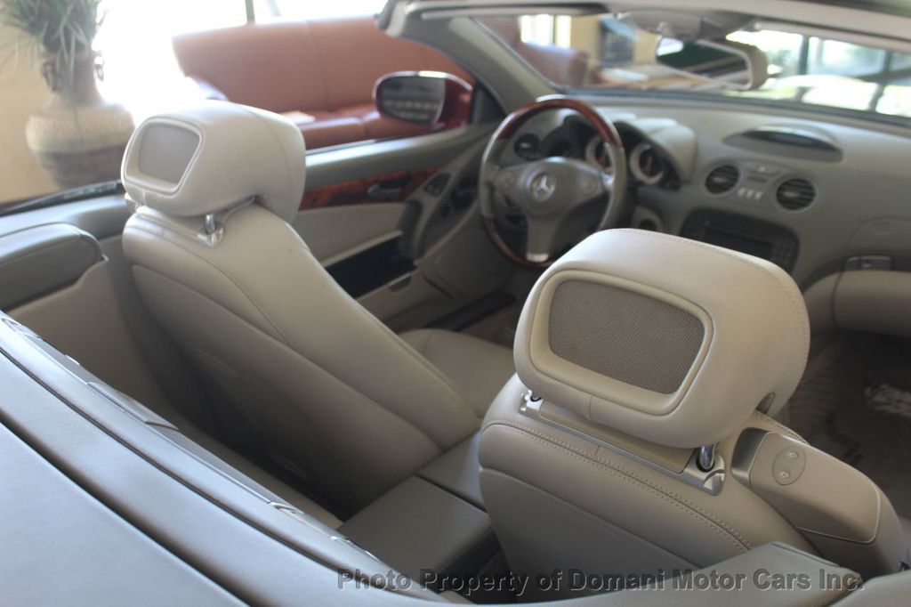 2011 Mercedes Benz SL photo 47