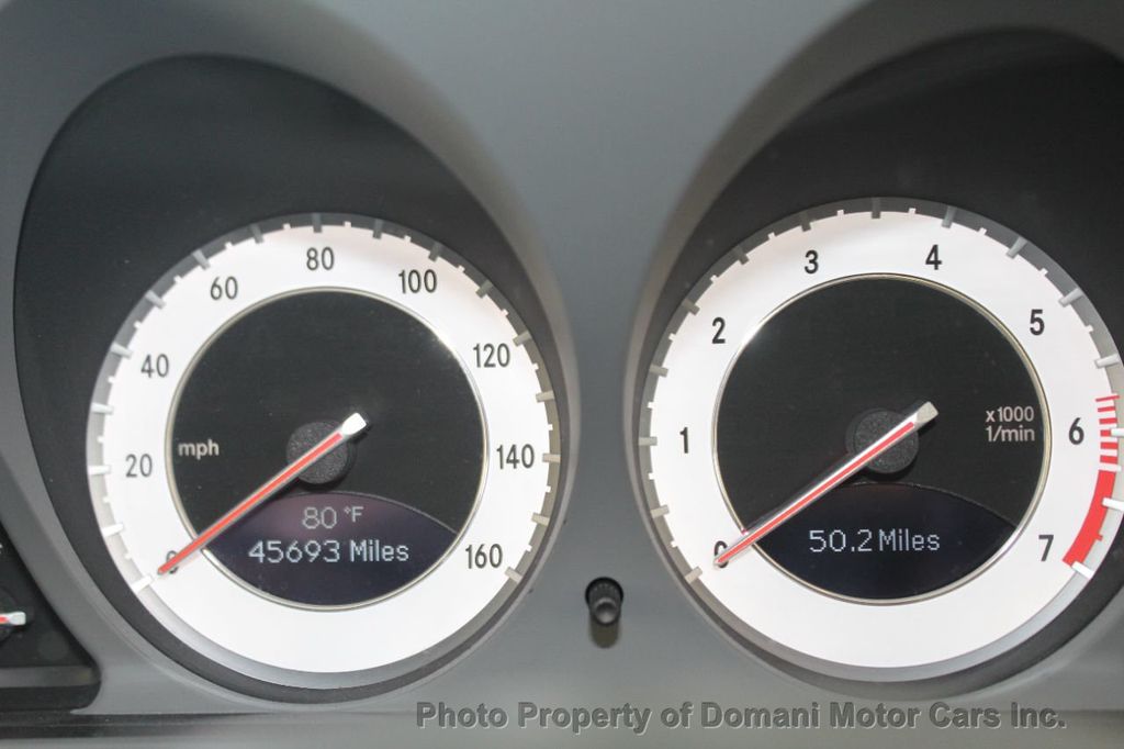 2011 Mercedes Benz SL photo 50
