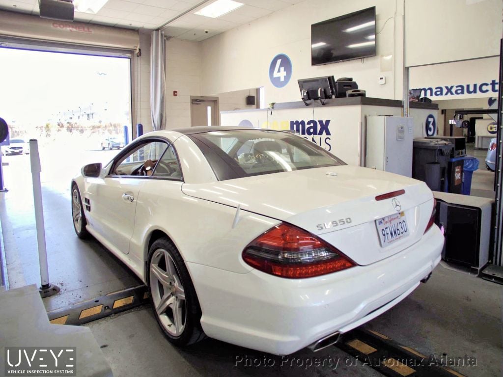 2011 Mercedes-Benz SL-Class SL550 - 22649608 - 4