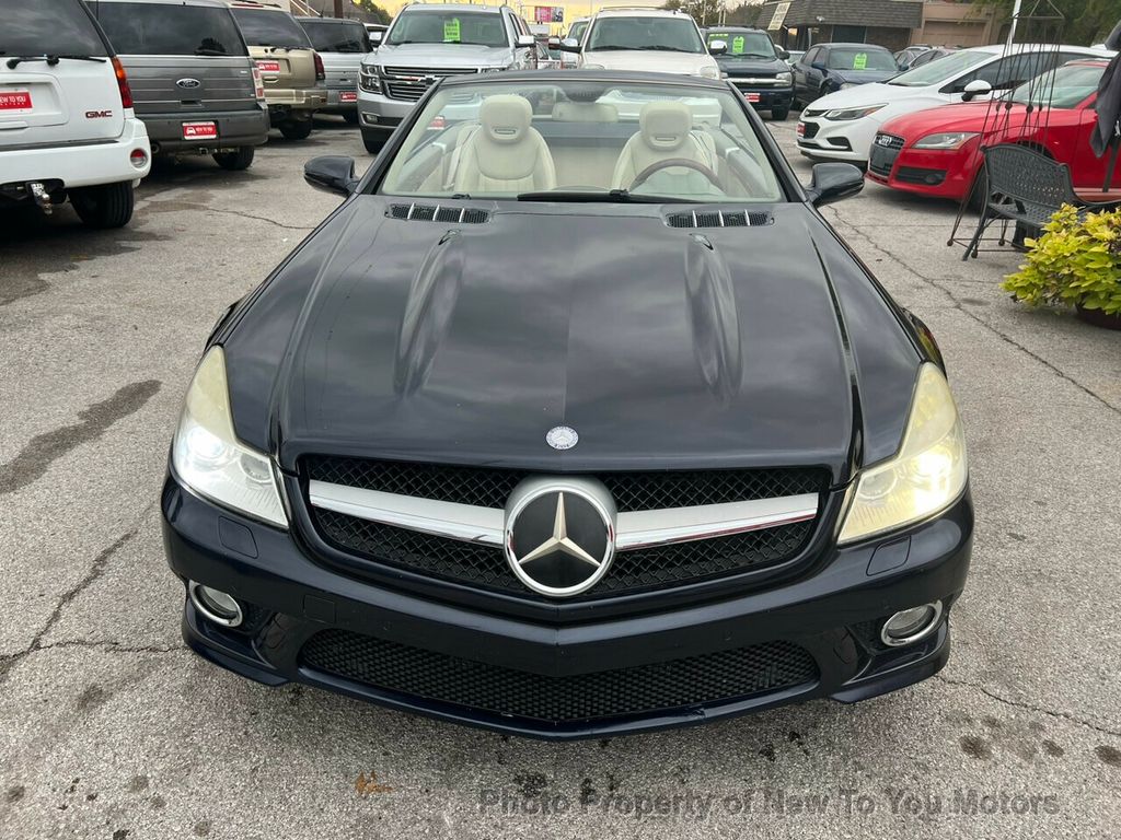 2011 Mercedes Benz SL 550 photo 15