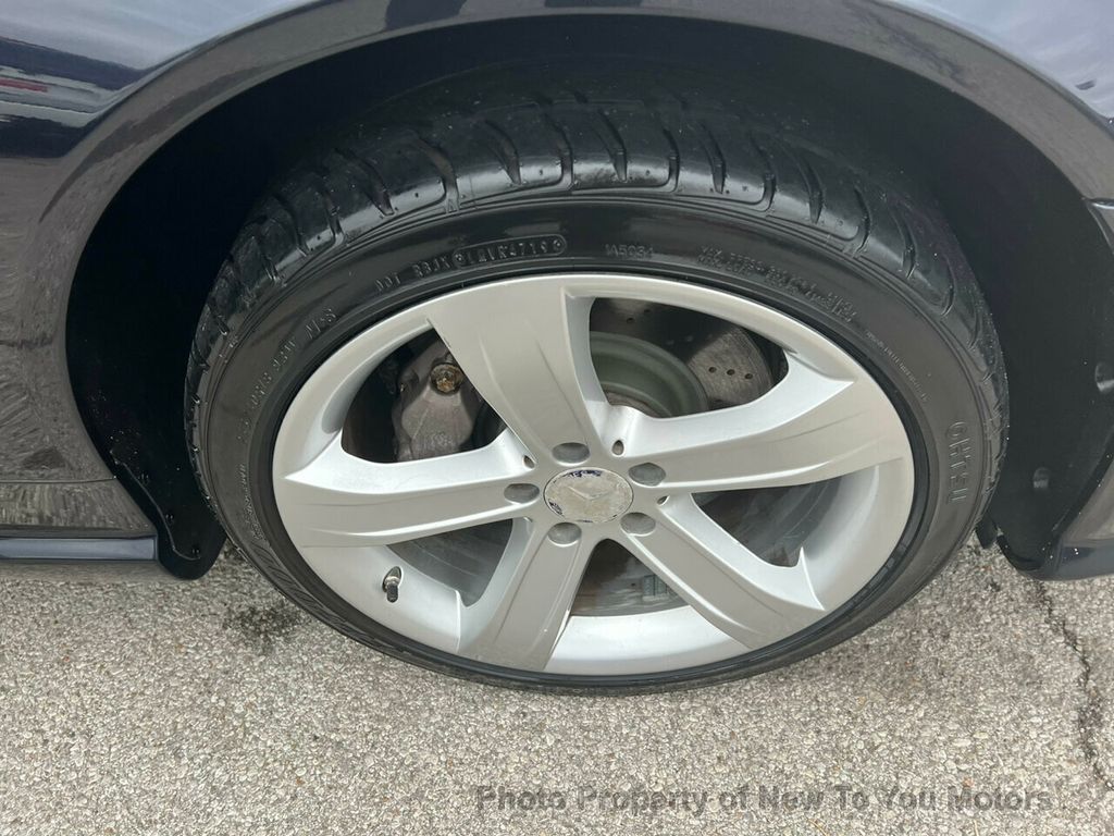2011 Mercedes Benz SL 550 photo 31