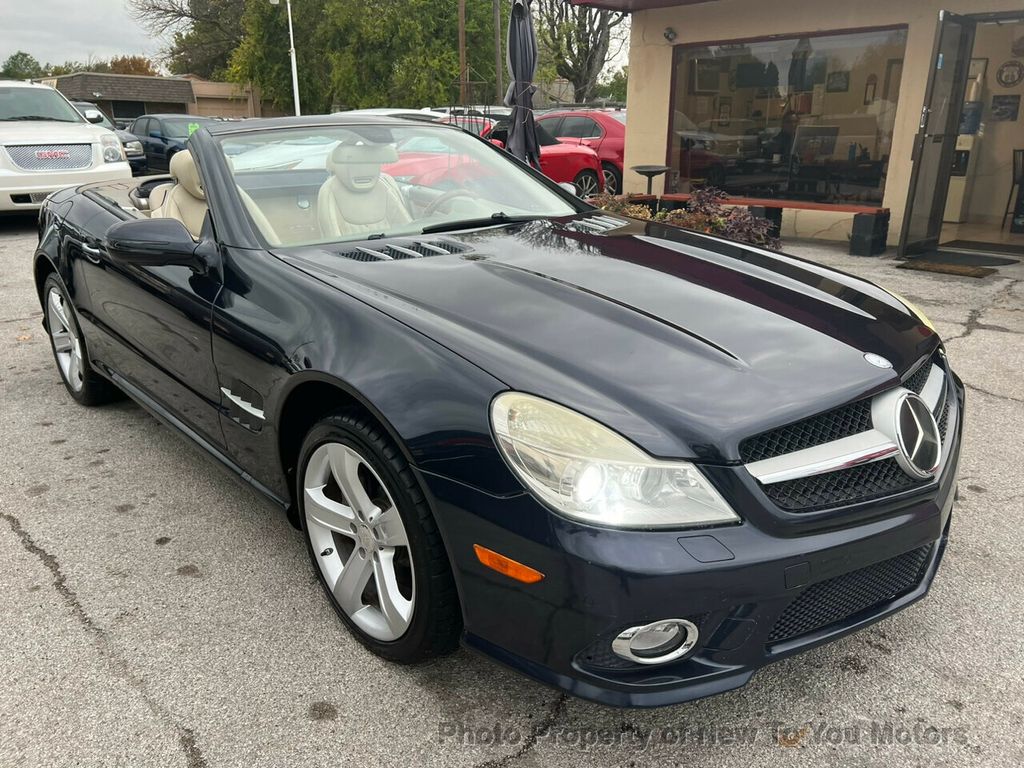 2011 Mercedes Benz SL 550 photo 36