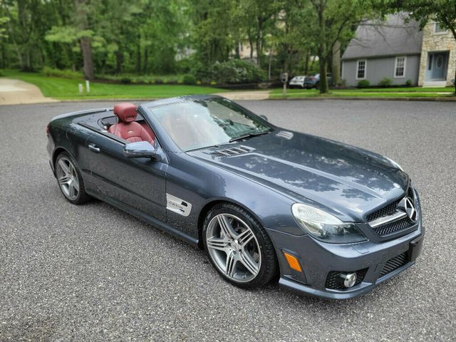 2011 Mercedes-Benz SL-Class SL63 AMG - 22846844 - 0