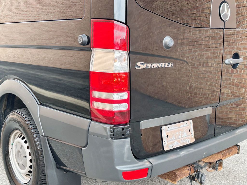 2011 Mercedes-Benz Sprinter Passenger 2500 - 23056482 - 10