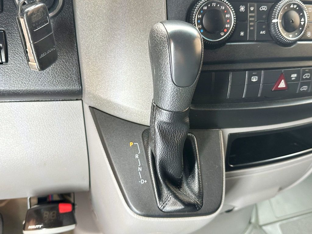 2011 Mercedes-Benz Sprinter Passenger 2500 - 23056482 - 29