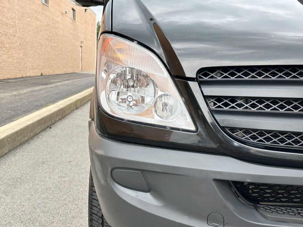 2011 Mercedes-Benz Sprinter Passenger 2500 - 23056482 - 5