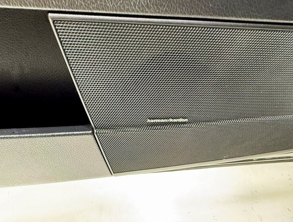 2011 Mercedes-Benz S-Class 4dr Sedan S 550 4MATIC - 22936013 - 36